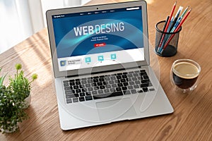 Website design software provide modish template for online retail business