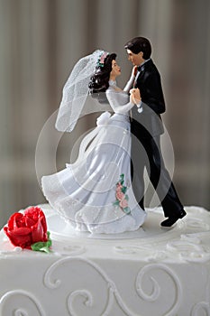 Wedding cake and topper