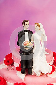 Wedding cake with vintage couple