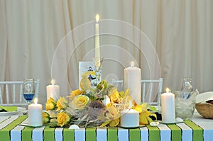 Wedding candle table arrangement