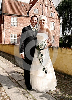 Wedding couple manor house photo
