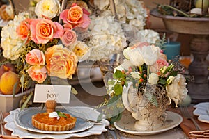 Wedding decor table setting and flowers