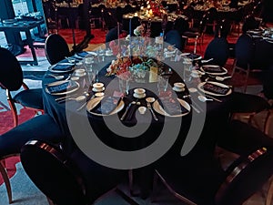 wedding dinner table set