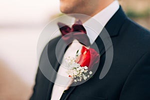 Wedding flower boutonniere groom