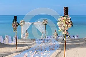 Wedding flower setting