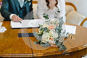 Wedding flowers decoration bride bouquet