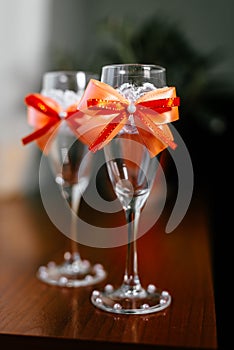 Wedding glasses with a bow