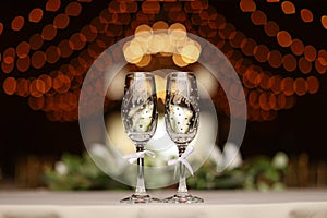 Wedding Glasses on sweetheart table before wedding reception dinner