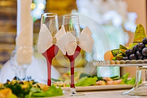 Wedding Glasses with white bows