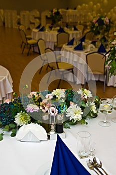 Wedding hall table flowers decoration detail