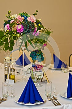 Wedding hall table flowers decoration detail
