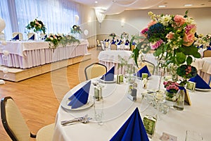 Wedding hall table flowers decoration detail