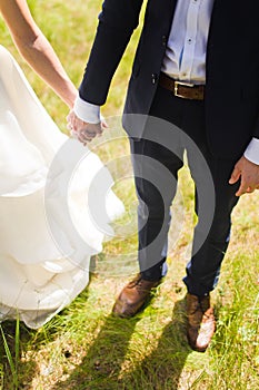 Wedding hands of the enamoured