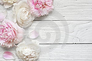 Invitaciones de boda o aniversario tarjeta de felicitación o madres tarjeta decorado rosa a cremoso peonías 