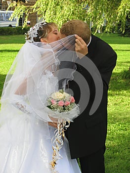 The wedding kiss