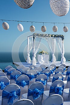 Wedding party in blue and white theme photo