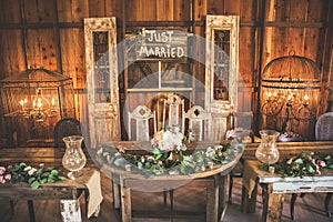 Wedding party Table in a Barn