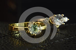 Wedding ring Is a gold ring Set with luxurious diamonds Expensive is a valuable