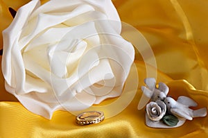Wedding rings on colorful fabric