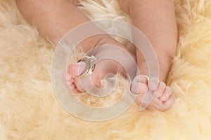 Wedding rings toes