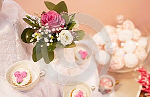 Wedding set of biscuits in pink and a rose