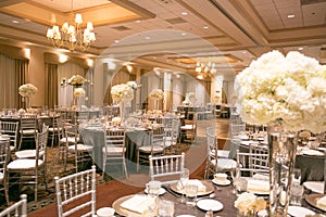 Wedding table decor photo