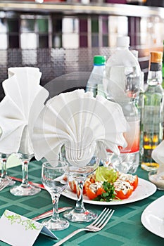 Wedding table setting