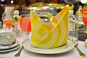 Wedding table setting decoration