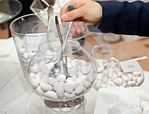 Wedding table with white confetti
