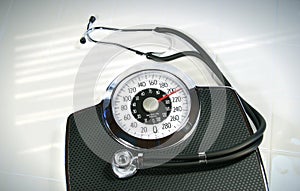 Weight scale with stethoscope