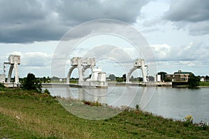 Weir and lock complex, Hagestein