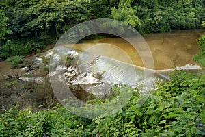 Weir to irrigate