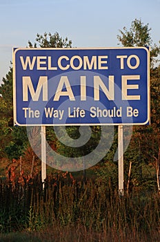 Welcome to Maine Sign