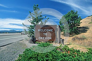 Welcome to Oregon Sign photo