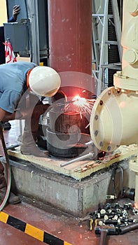 Welding big pipe. Pipeline welding