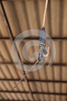 Welding electrode holder