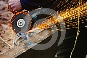 Welding metal, sparks spreading