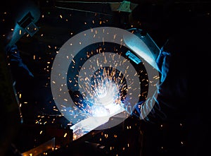 The Welding skill up use in product part automotiv