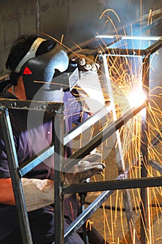 Welding steel structure