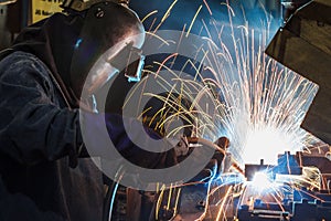 Welding steel structure