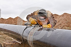 Welding works on gas pipeline