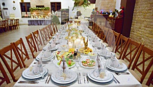 Well decorated table