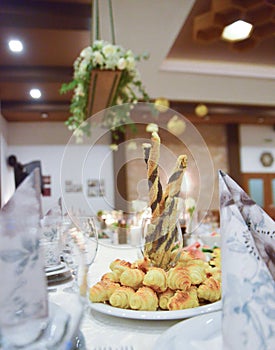 Well decorated table