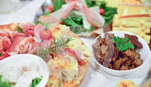 Well decorated table