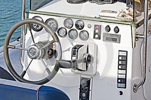 Well equipped dashboard in the pleasure boat