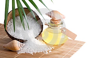 Wellness tropical with coconut oil and bath salt
