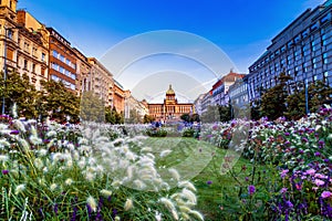 Václav plaza de la ciudad en Praga 