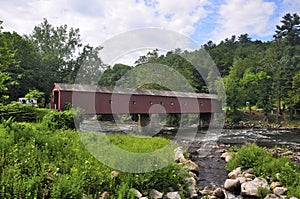 Oeste cubierto puente 