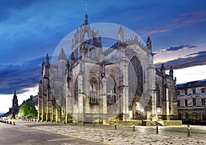 West Parliament square with st giles cathedral at night, panorama - Edinburgh, Scotland