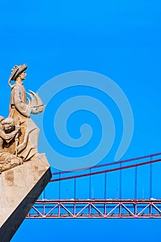 Occidental perfil Monumento sobre el descubrimientos posesión un barco mira acero 25 